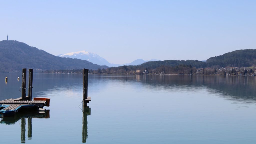 In Klagenfurt zur Ruhe kommen - Woerthersee-Ufer (c) ausgeglichen unterwegs